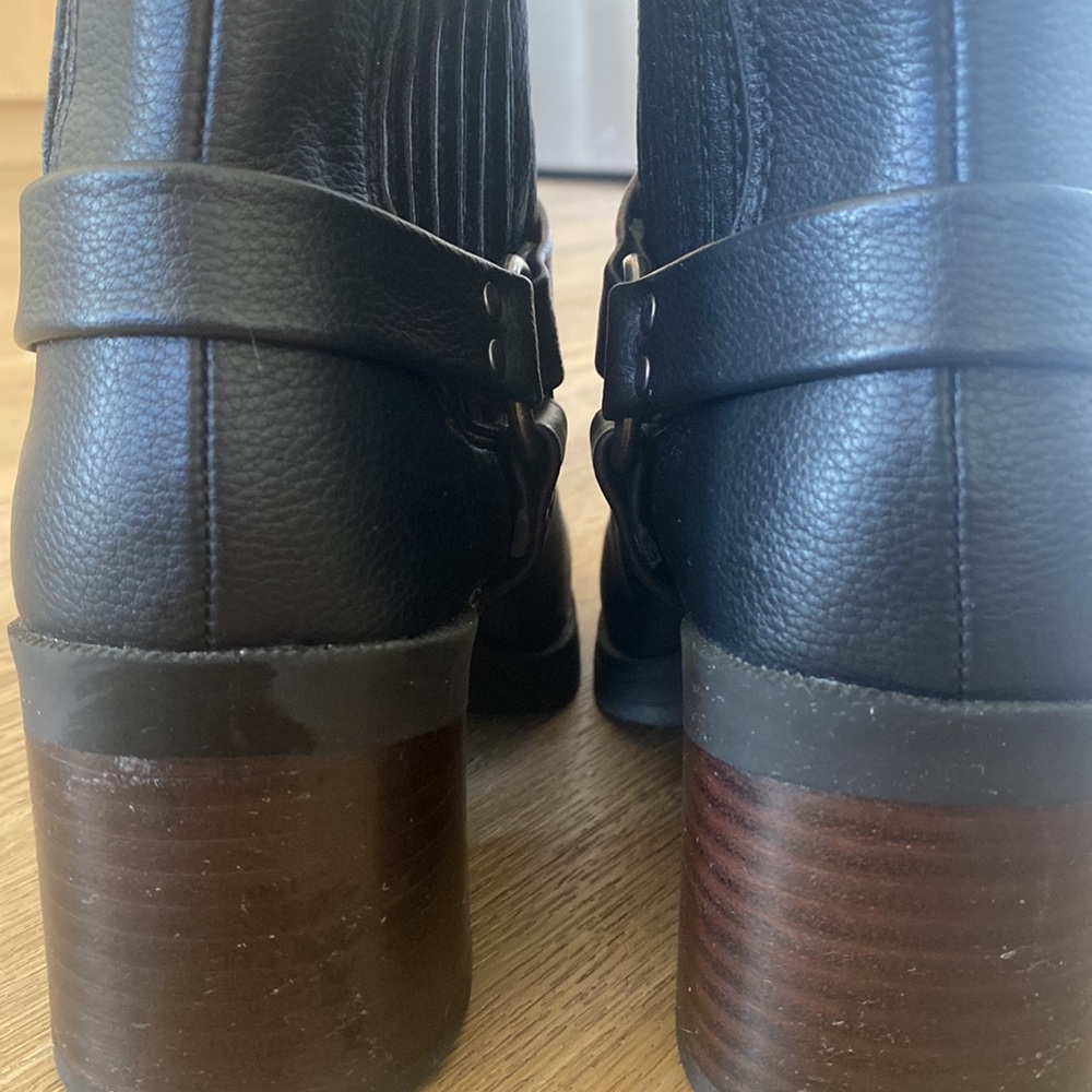 B O C By Born Lowri Stirrup Block Heel Bootie Bla… - image 4